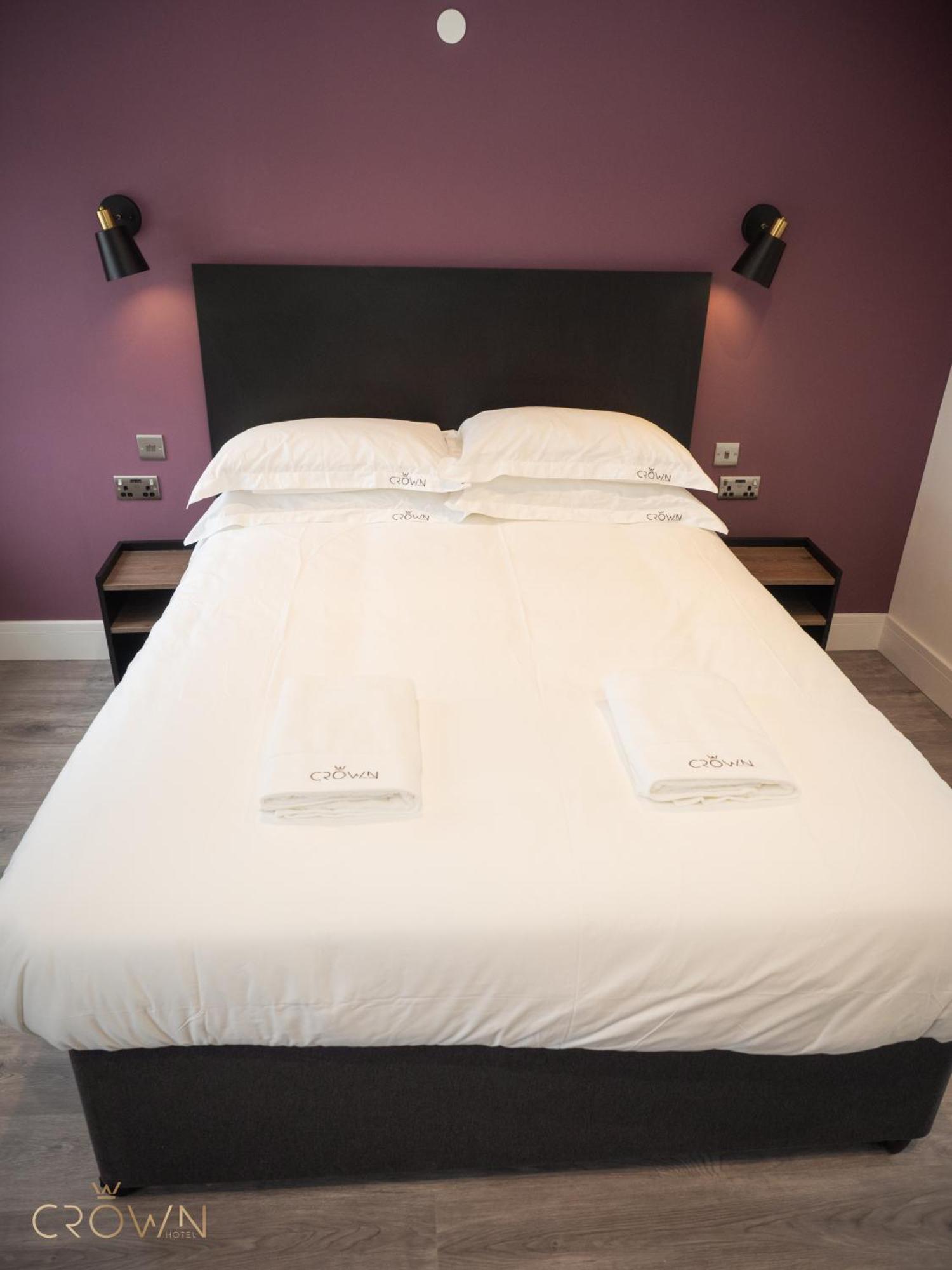 Crown Hotel