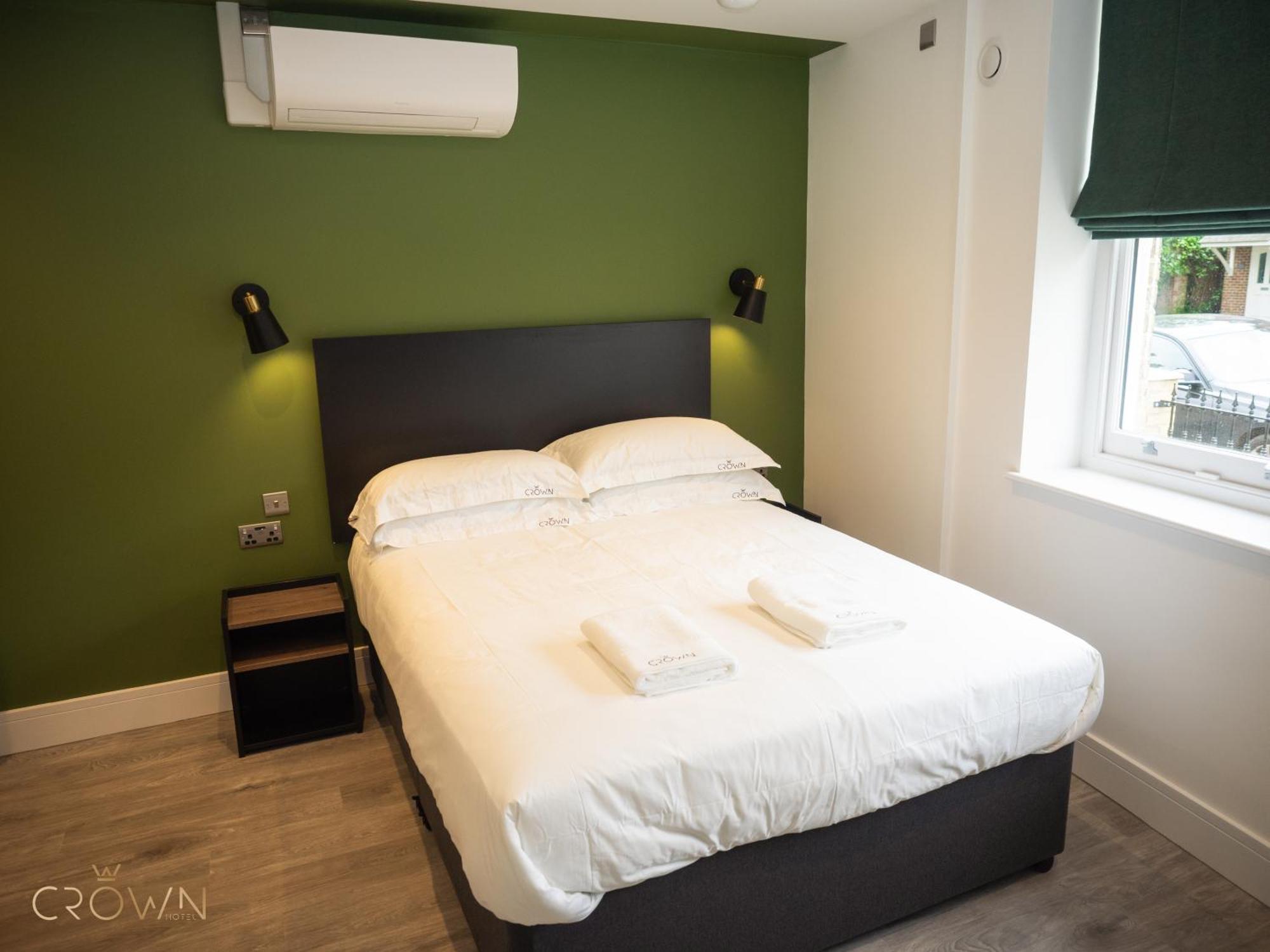 Crown Hotel