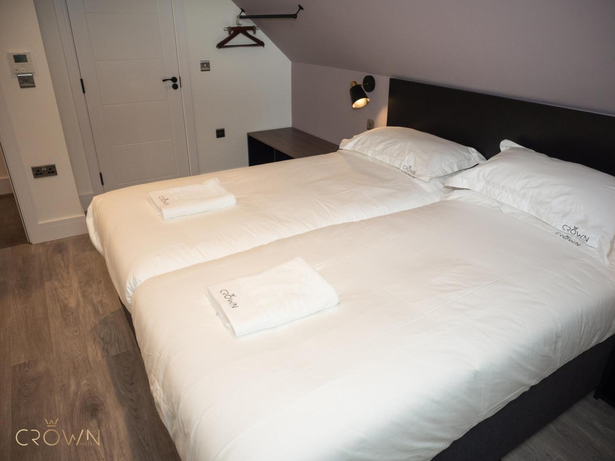 Crown Hotel